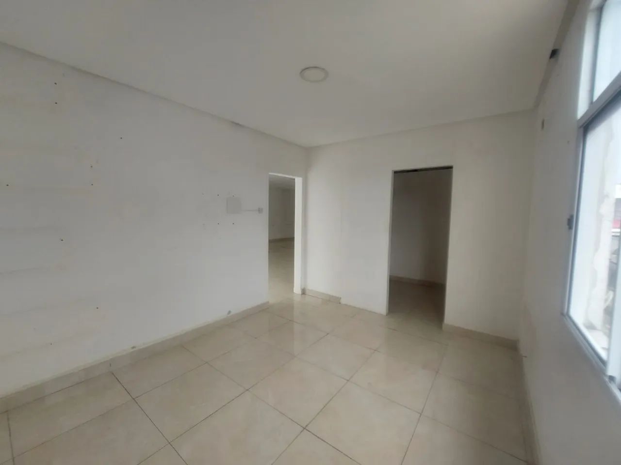 Sala comercial no 1º andar com 110m² no blindex - Na Constantino Nery - Foto 12