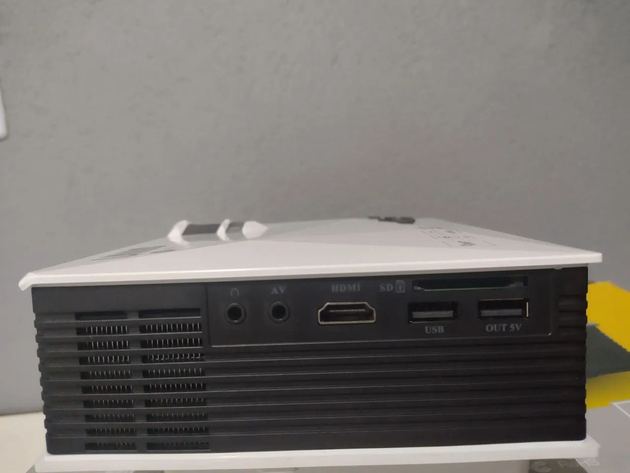 Projetor UNIC LED - Alta Qualidade - Foto 3