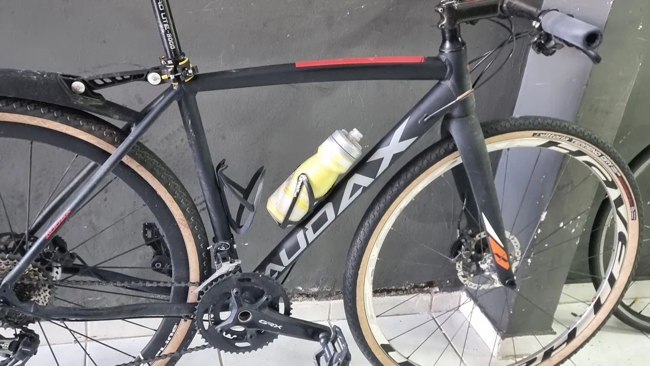 出前待ち Quadro gravel Audax Flanders TAM 51 - Ciclismo - Linha do Tiro