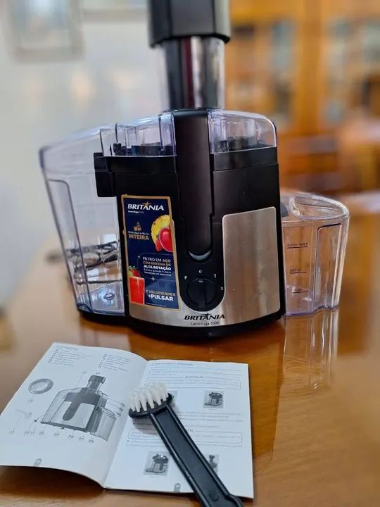 Centrífuga de Frutas Britânia 1000 - Nova