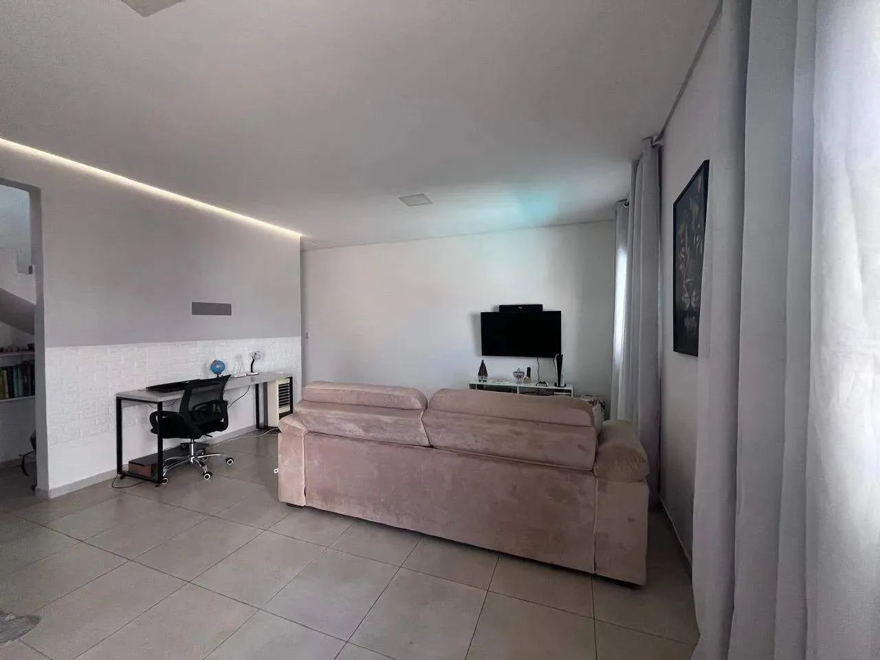 Sobrado com 3 quartos, sendo 1 suíte - Bosque das Araras - Três Lagoas MS - Foto 2