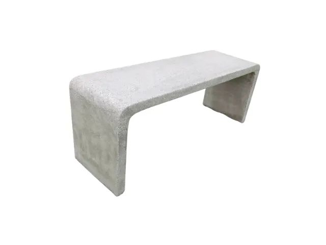 Banco U em marmorite polido