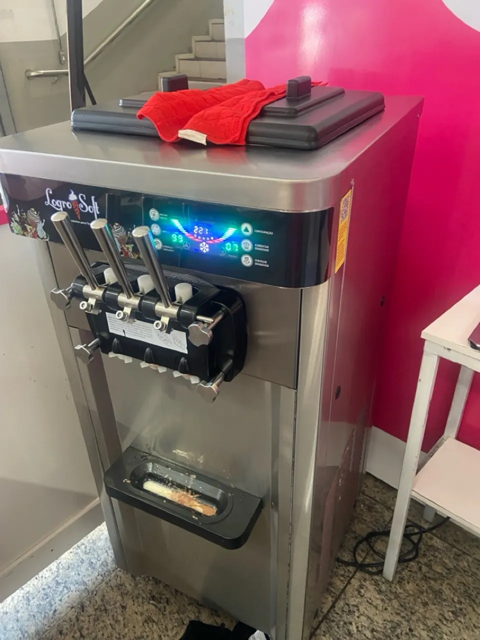 Vendo máquina de sorvete expresso logrosolt D425