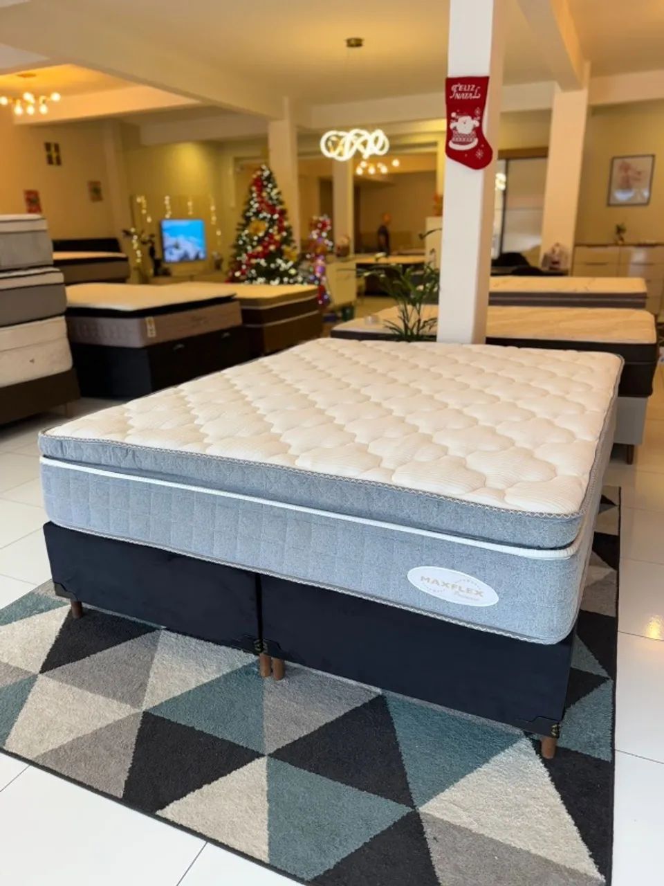 Colchão QUEEN MAXFLEX SEMINOVO TOP  - Foto 4