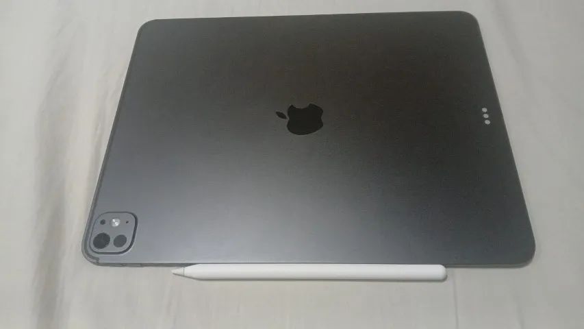 iPad Pro 13?inch e pencil pro