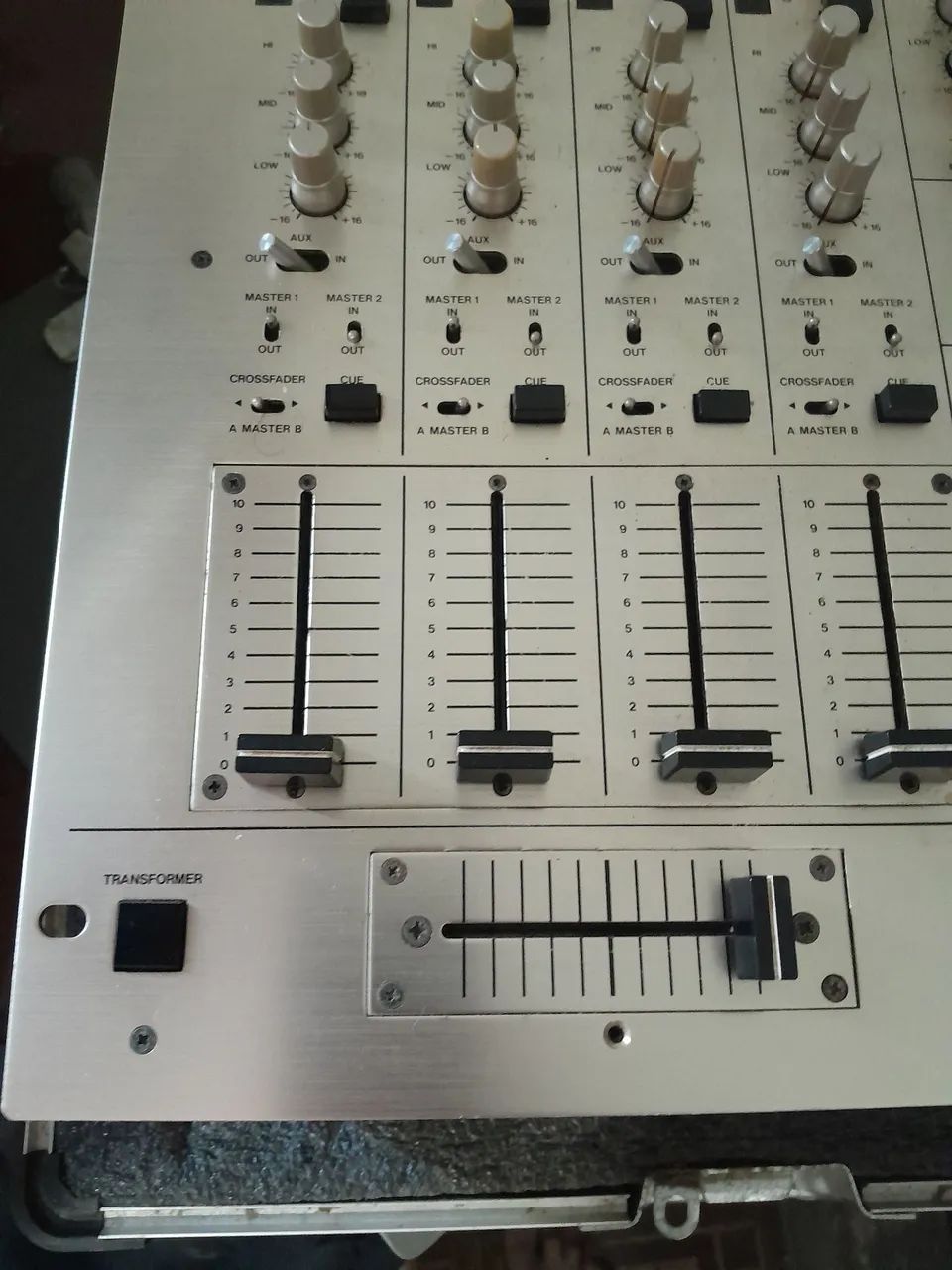 Vestax PMC-50A ミキサー　ベスタ Mixer Vestax PMC 50A - Equipamentos e Acessórios de Som - Jardim