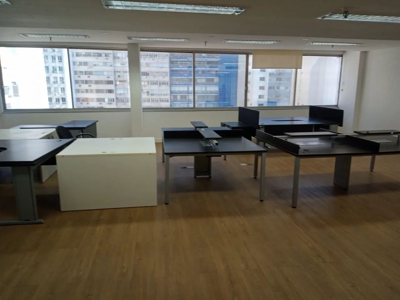Sala/Conjunto para aluguel com 220 metros quadrados em Centro - Rio de Janeiro - RJ