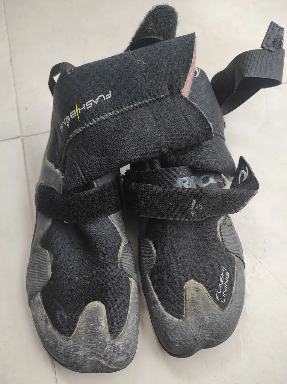 Botas de Neoprene Rip Curl Flashbomb E4 3mm - Surfe