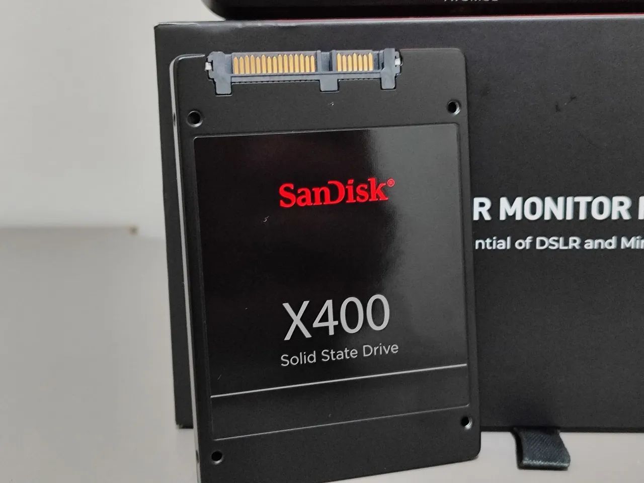 Monitor de Câmera Atomos Ninja V 5 polegadas + SSD SanDisk X400 - Foto 3