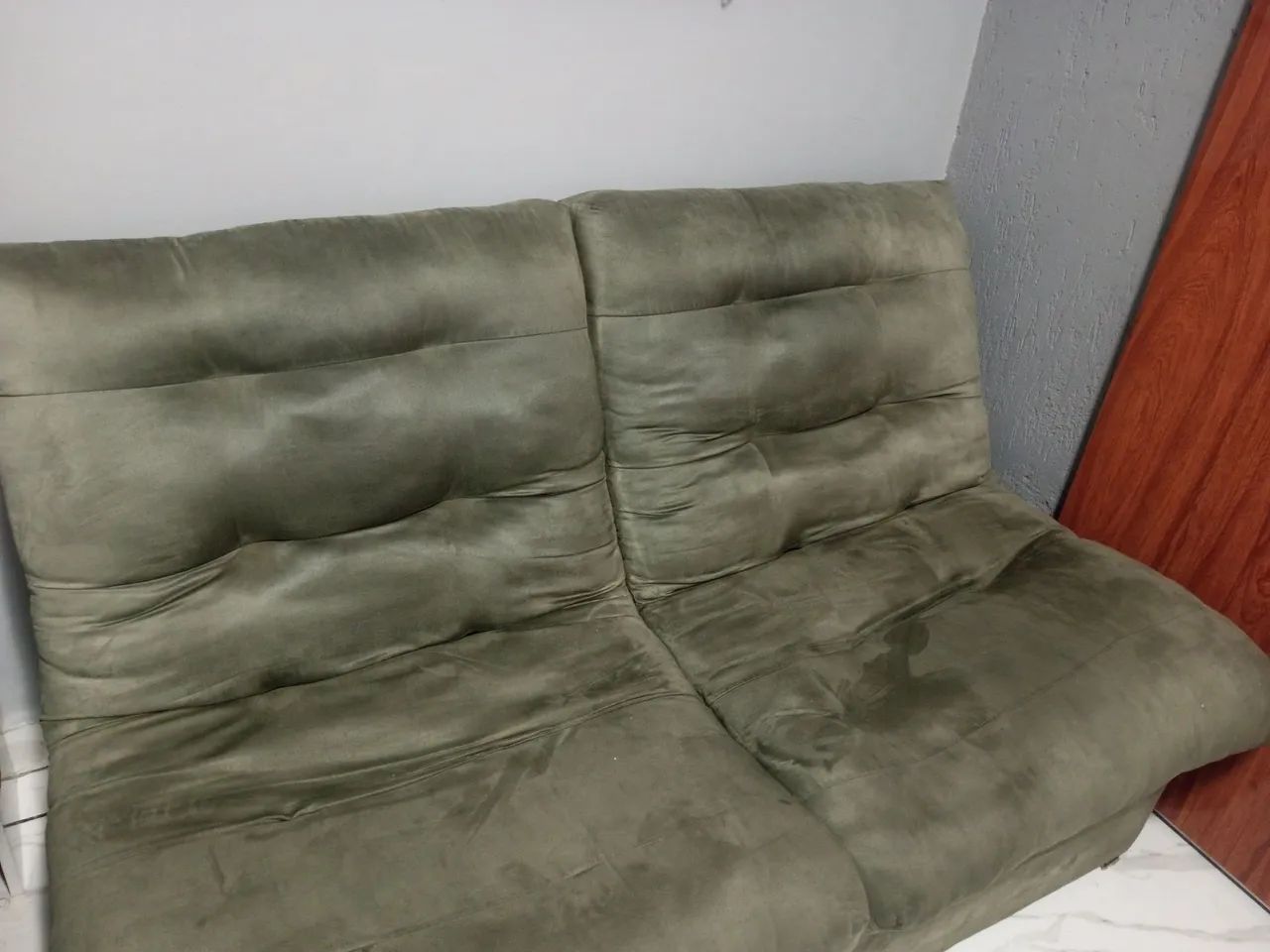  Sofa 2 lugares em ótimo estado - Foto 2