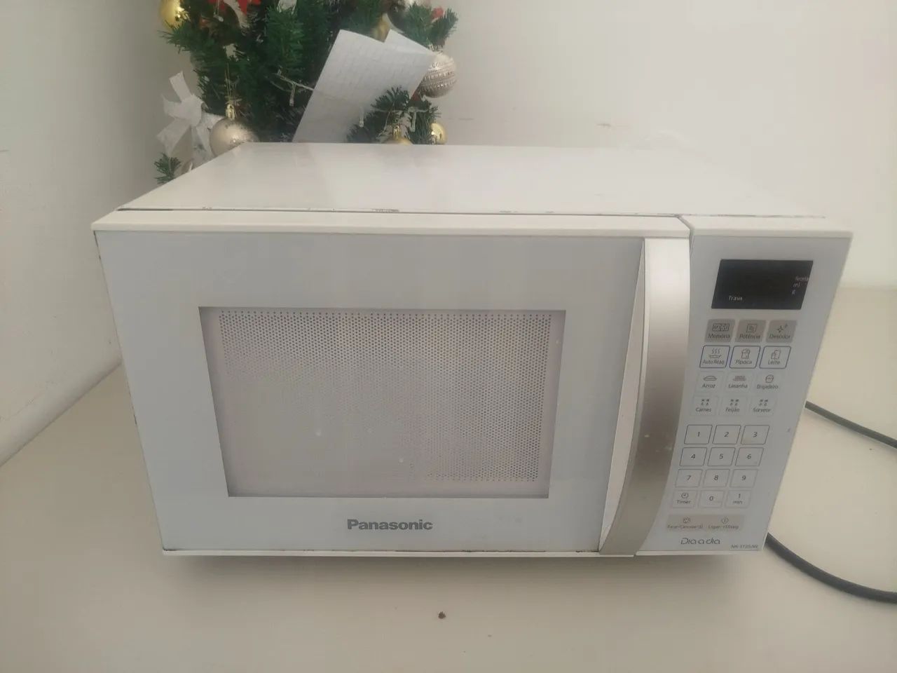 Vendo microondas usado sem nenhum defeito  - Foto 2