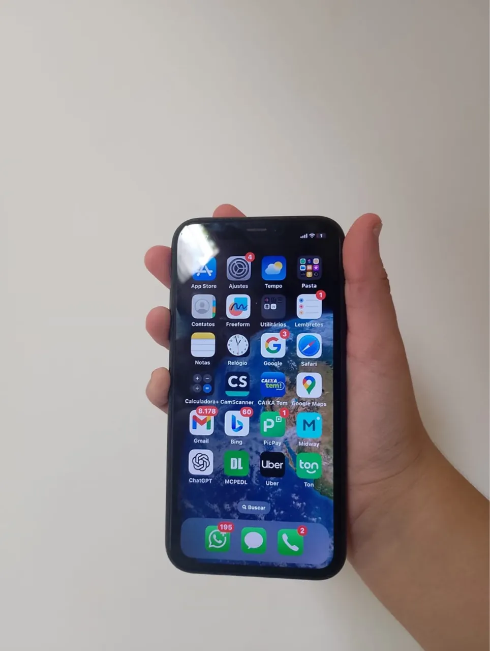 IPHONE XR 64gb divido em até 12 no cartão com juros na máquina