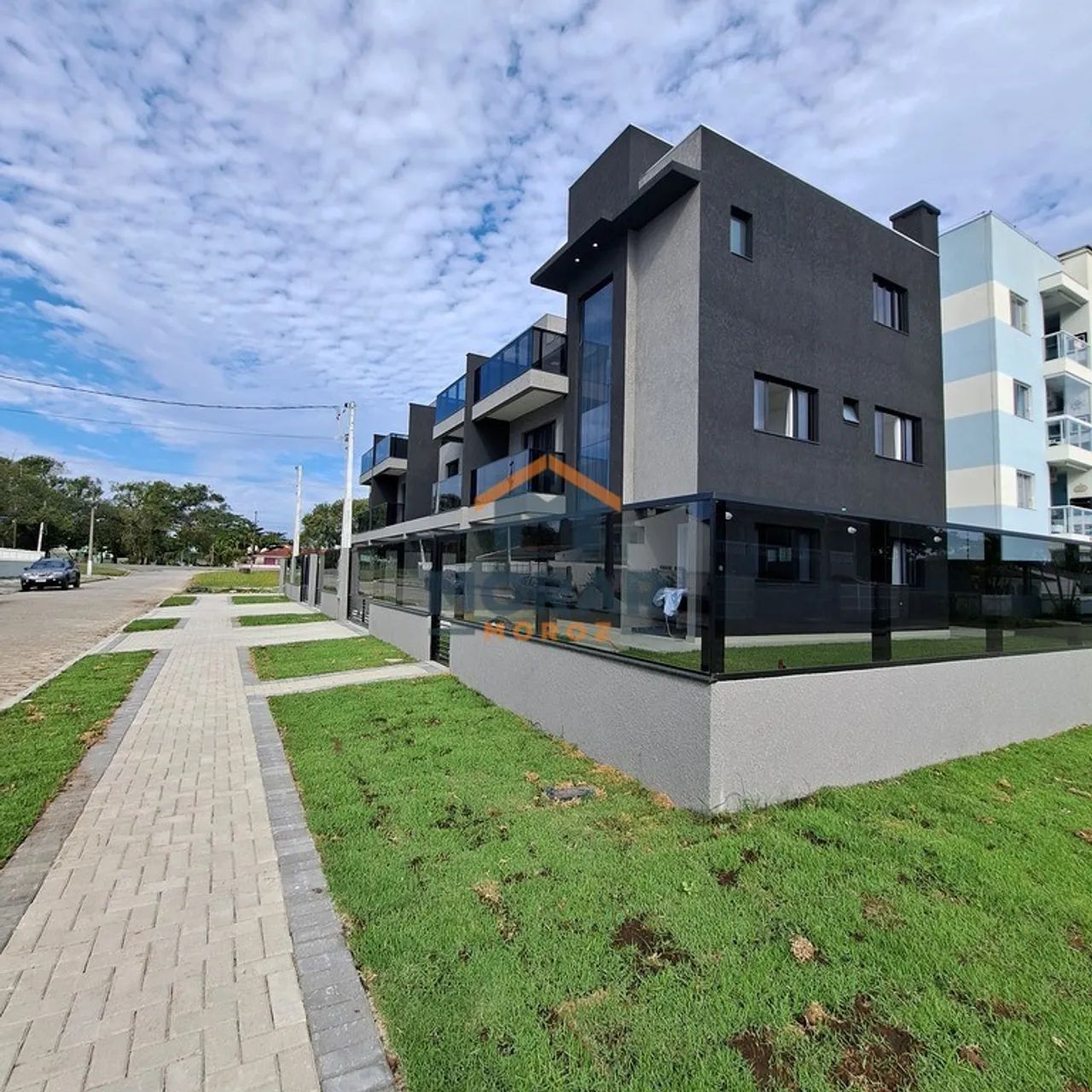 Triplex Alto Padrão no Balneário Gaivotas - Foto 4