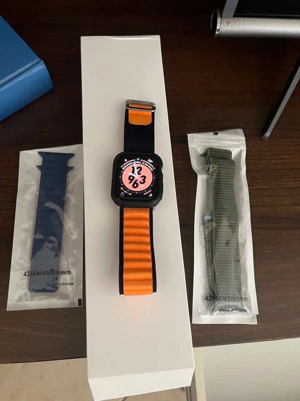 Apple Watch Series 6 pulseira laranja - Foto 2