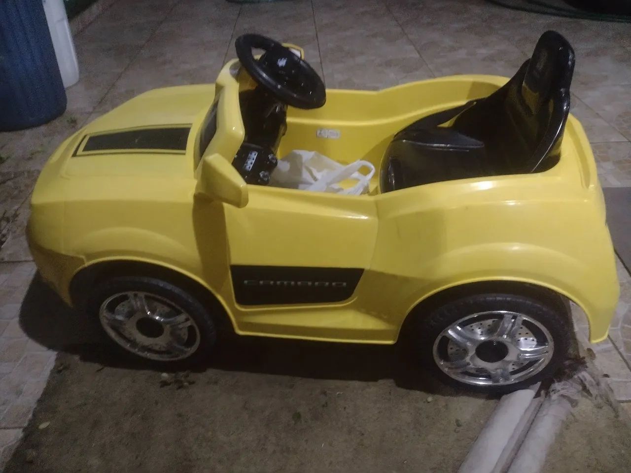 Carro Elétrico Infantil Camaro Amarelo - Foto 4