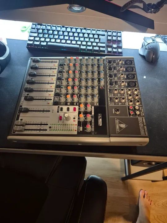 Mesa de som behringer 1204usb - Foto 2