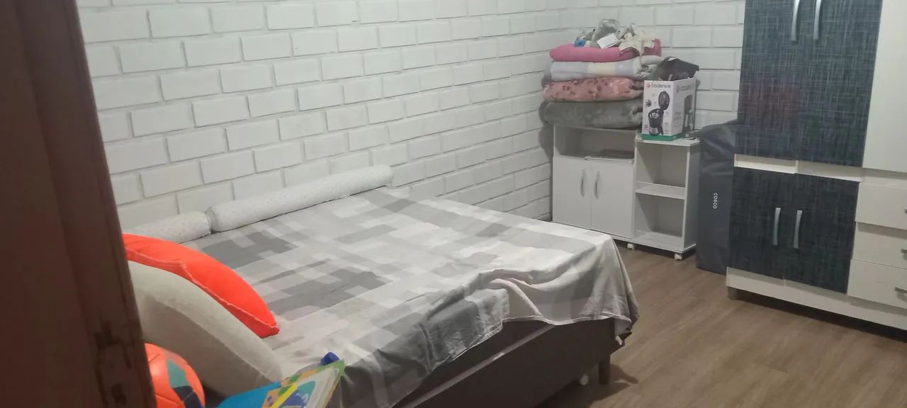 Quarto para alugar - Mobiliado somente mulheres.