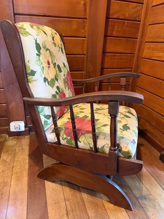Cadeira de Balanço Antiga Peça Rara e Exclusiva estilo inglês - Retirada Freguesia JPA - Foto 4