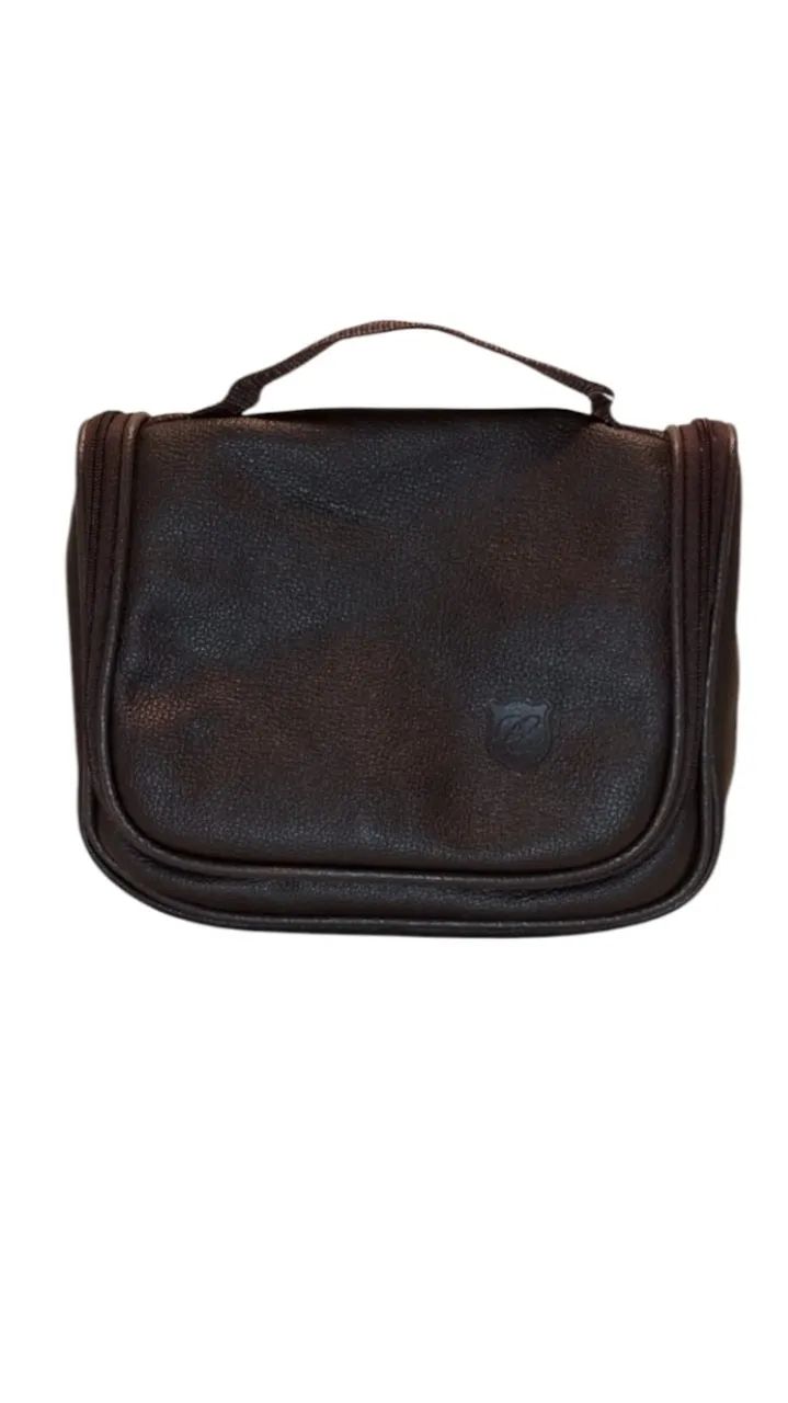 NECESSEIRE MASCULINA DE COURO