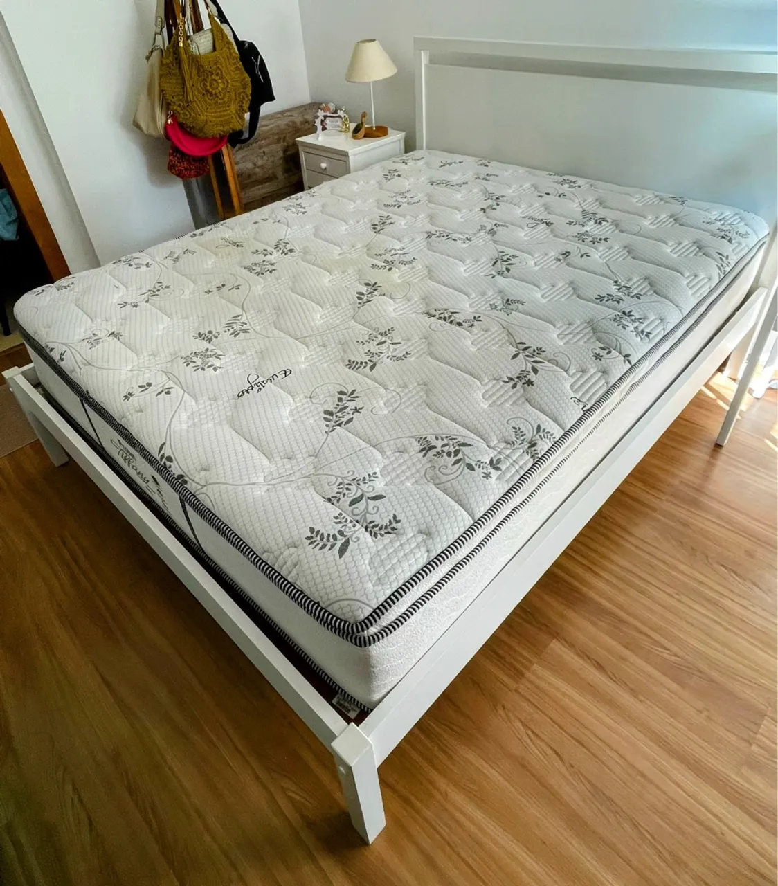 Colchão Queen Size - Excelente estado de conservação!