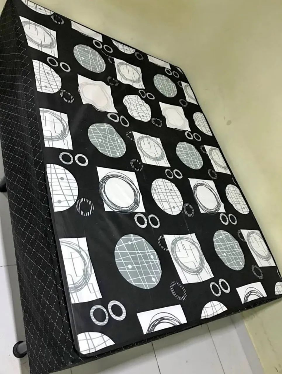 Box  Casal com colchão acoplada  de 05 cm