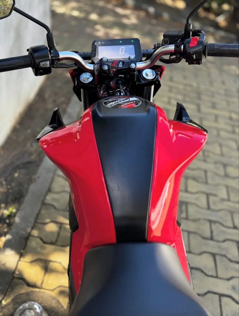 CB TWISTER 300 - Foto 2