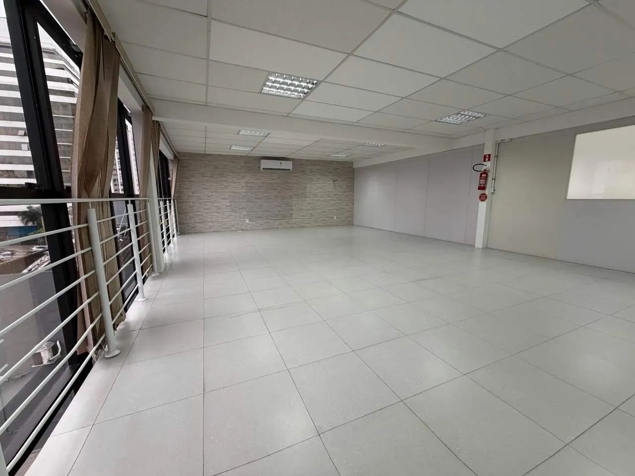 Prédio Comercial em Estreito, Florianópolis | - Foto 5