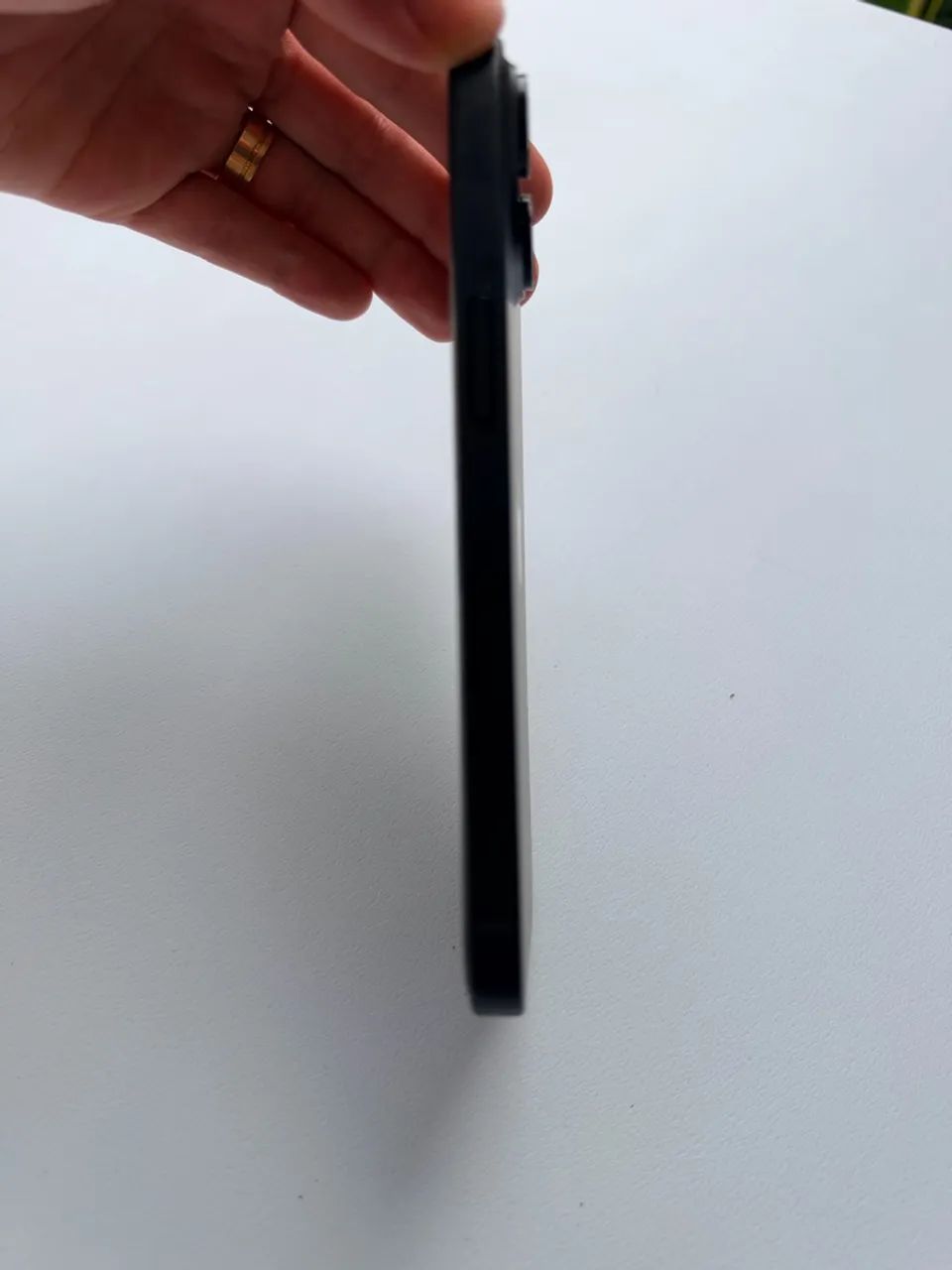 VENDO IPHONE 15 de 128GB BEM CONSERVADO - Foto 2