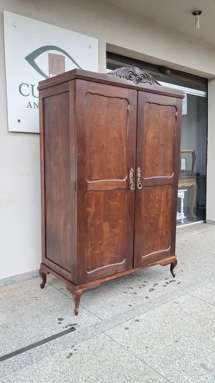Guarda roupa Antigo 
