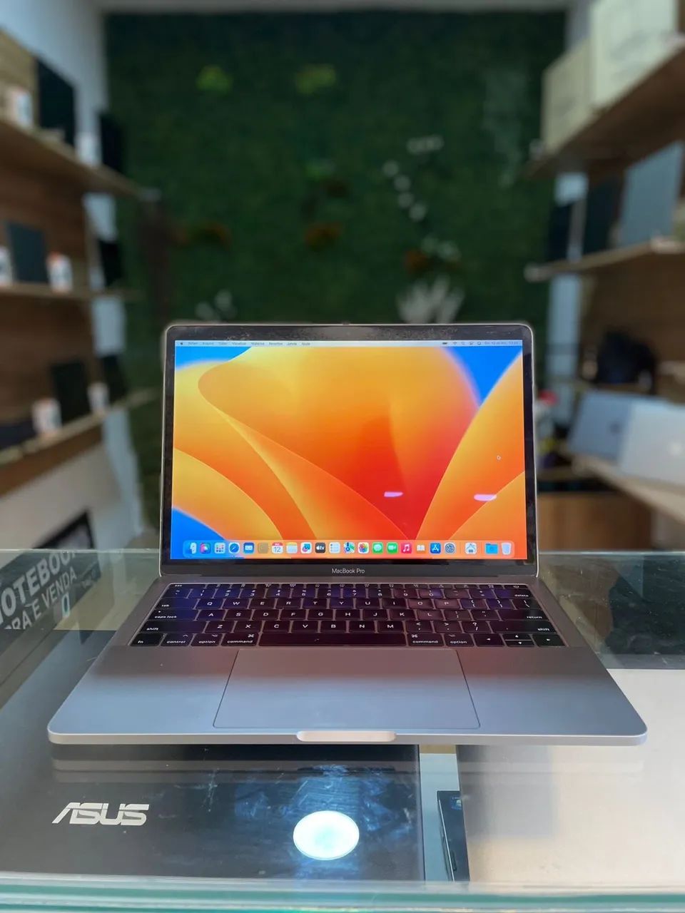 MacBook Pro 13?
