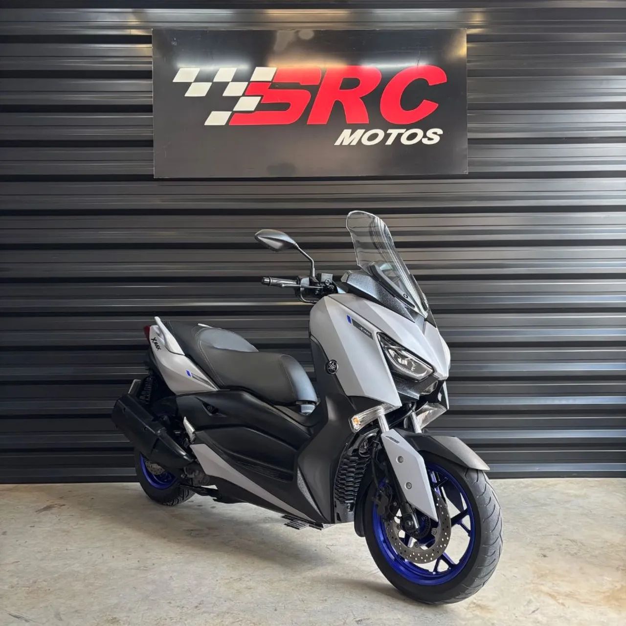 XMAX 250 ABS - Foto 4