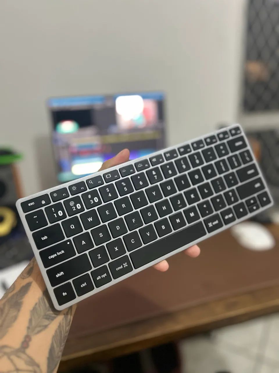 Teclado Satechi Bluetooth 