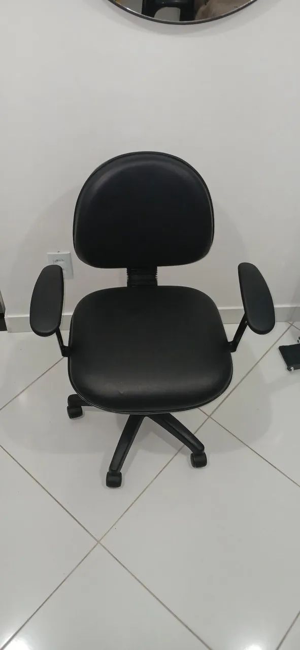 Cadeira de escritório modelo diretor  - Foto 5