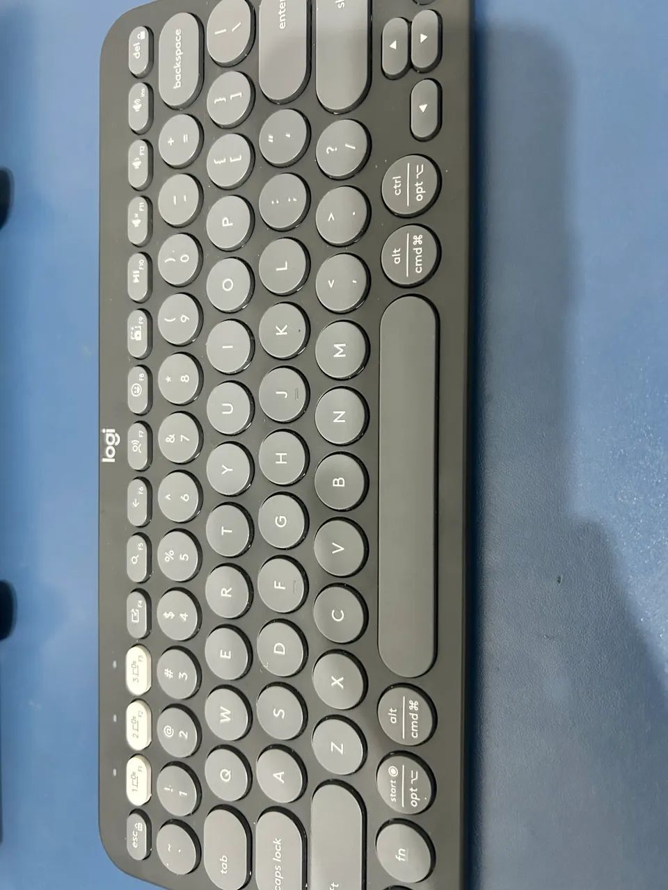 Logitech Pebble Keys 2 K380s  Cinza - Foto 3