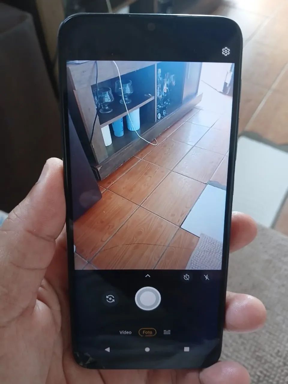 Motorola  E20  - Foto 3