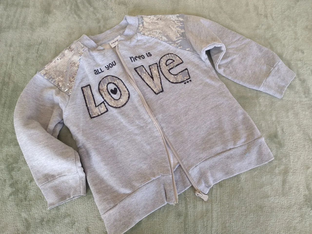 Calça jeans e casaco infantil menina 