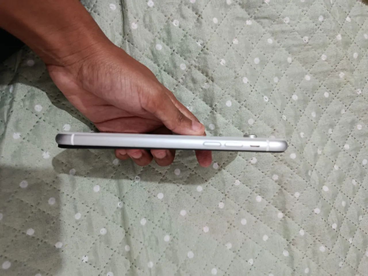 IPHONE XR - Foto 2