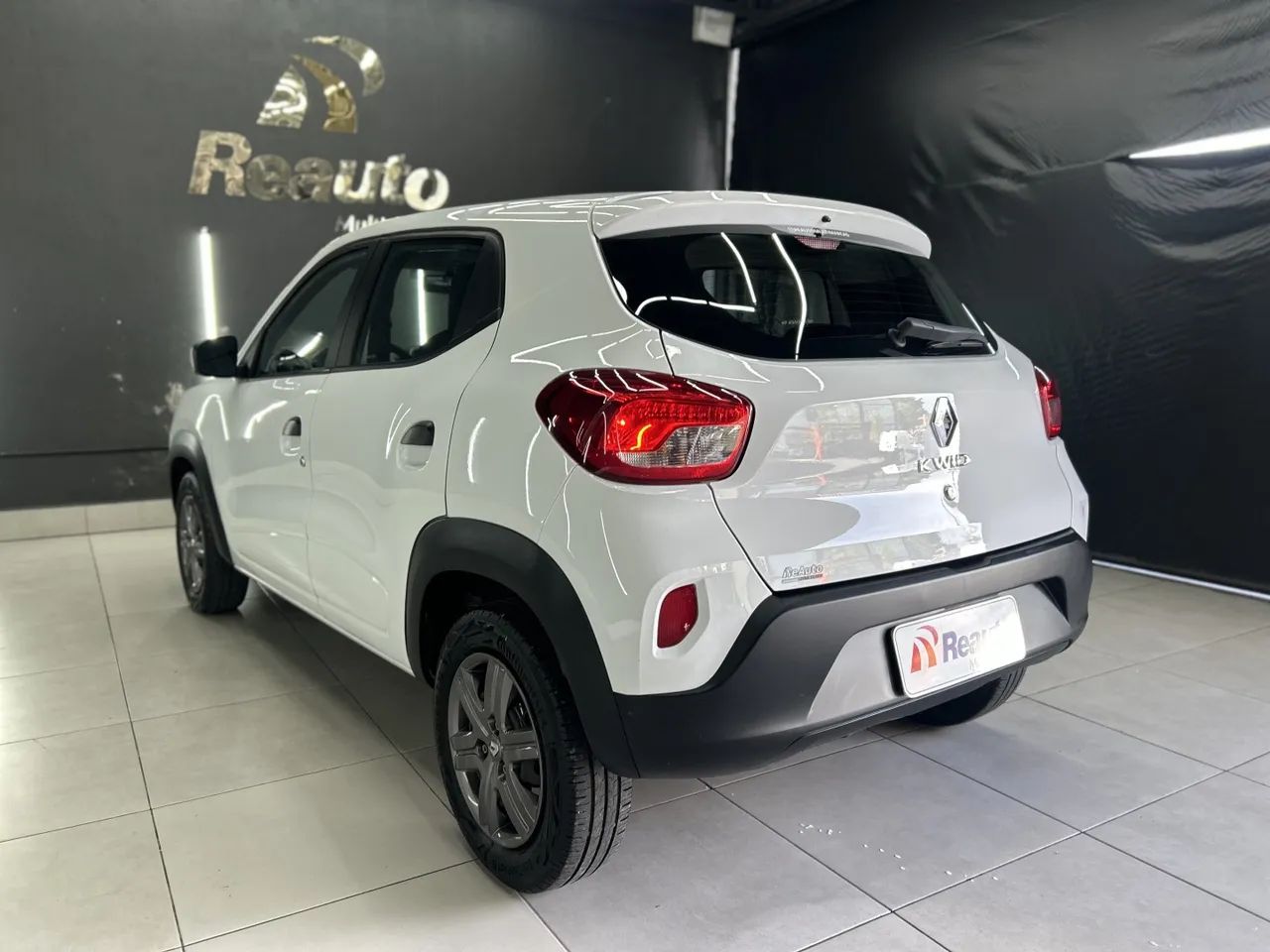 Renault Kwid 1.0 Zen 2023 - Foto 4