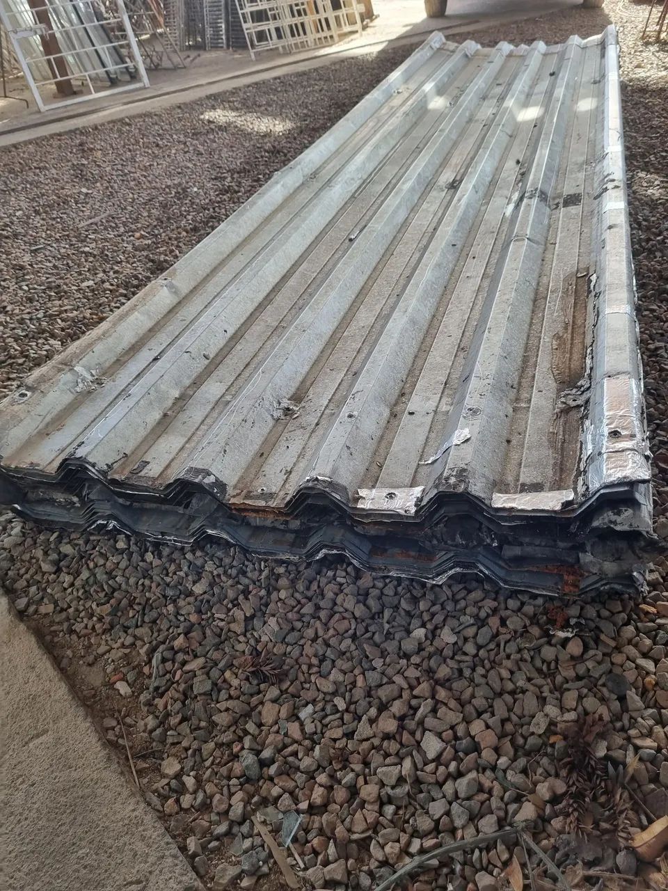 Zinc Roofing Sheets (26 sheets of 1.05×4.10 m width)
