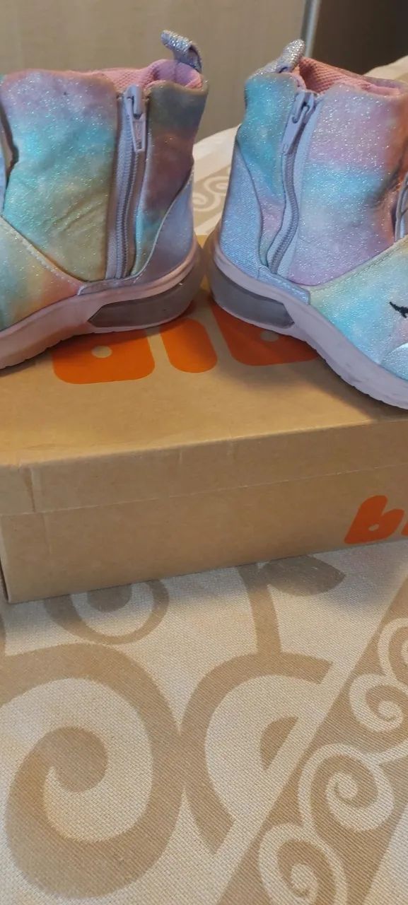 Bota infantil marca Bibi com led - 26 - Foto 3