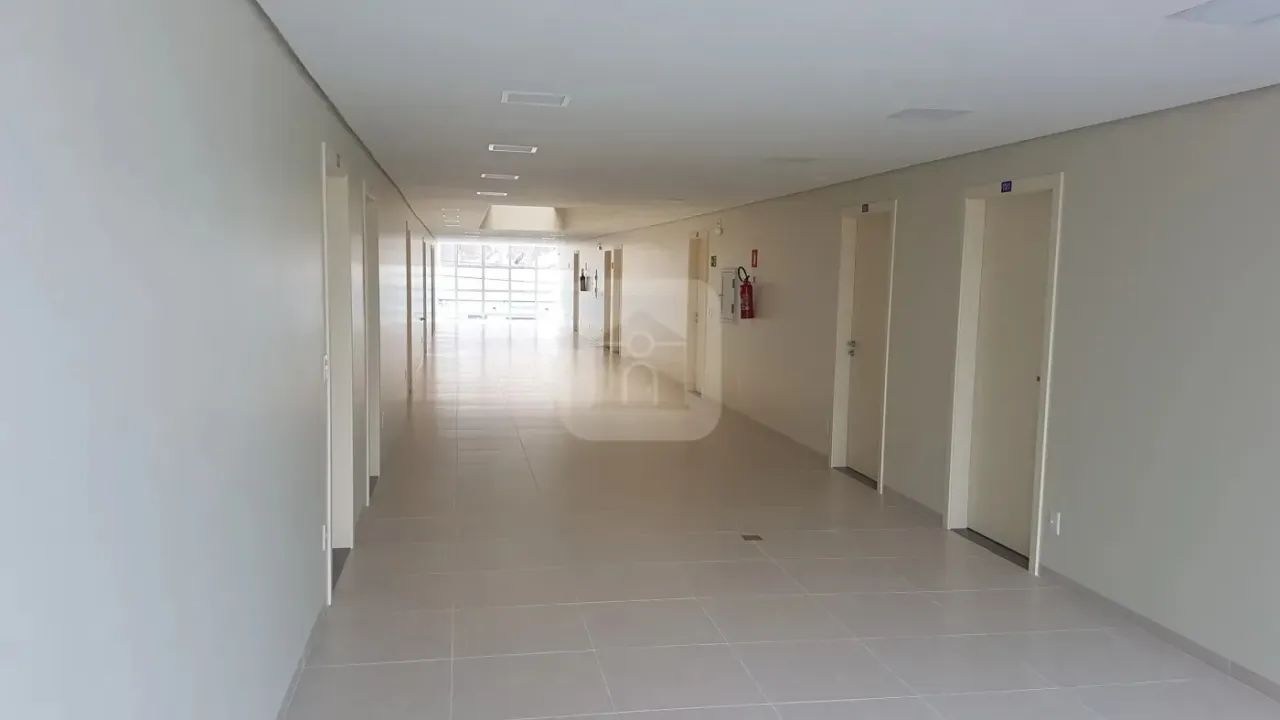 Prédio comercial para venda no bairro Martins. - Foto 4