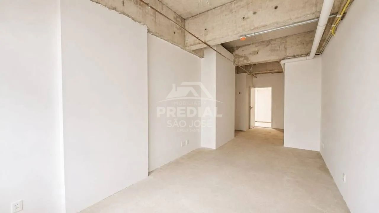 Sala comercial de 29,61 m² com banheiro e vagas rotativas no Edifício Quadria  Jardim Aqua