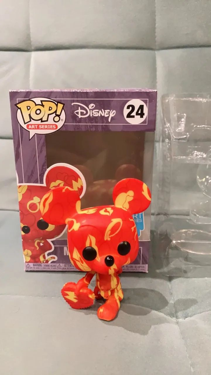 Funko Pop Disney - Mickey Mouse Art Series #24 - Foto 2