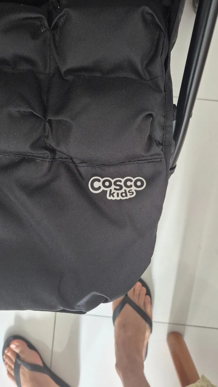 Vendo Carrinho de bebê 2 meses de uso. - Foto 2