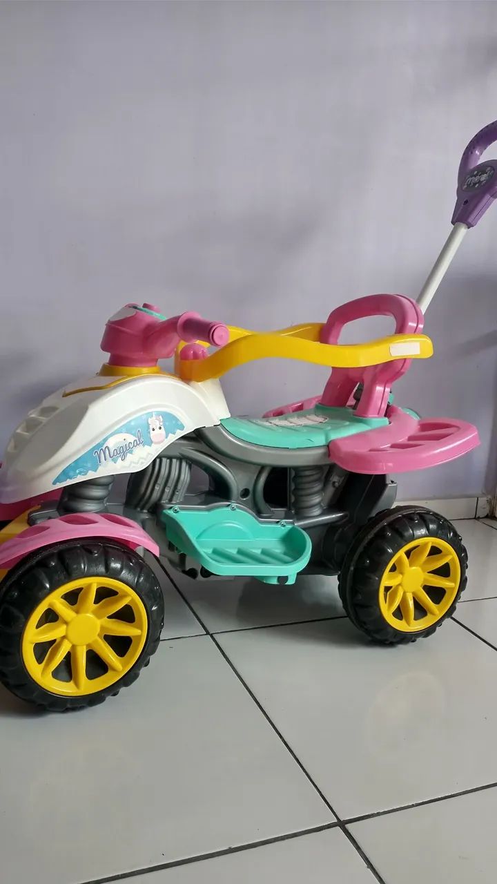Quadriciclo infantil 