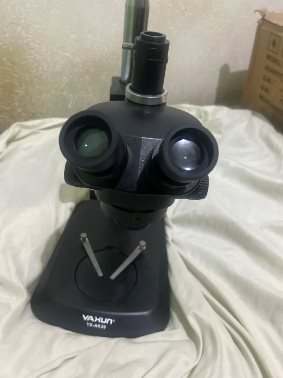 Microscópio Trinocular Yaxun - Foto 2