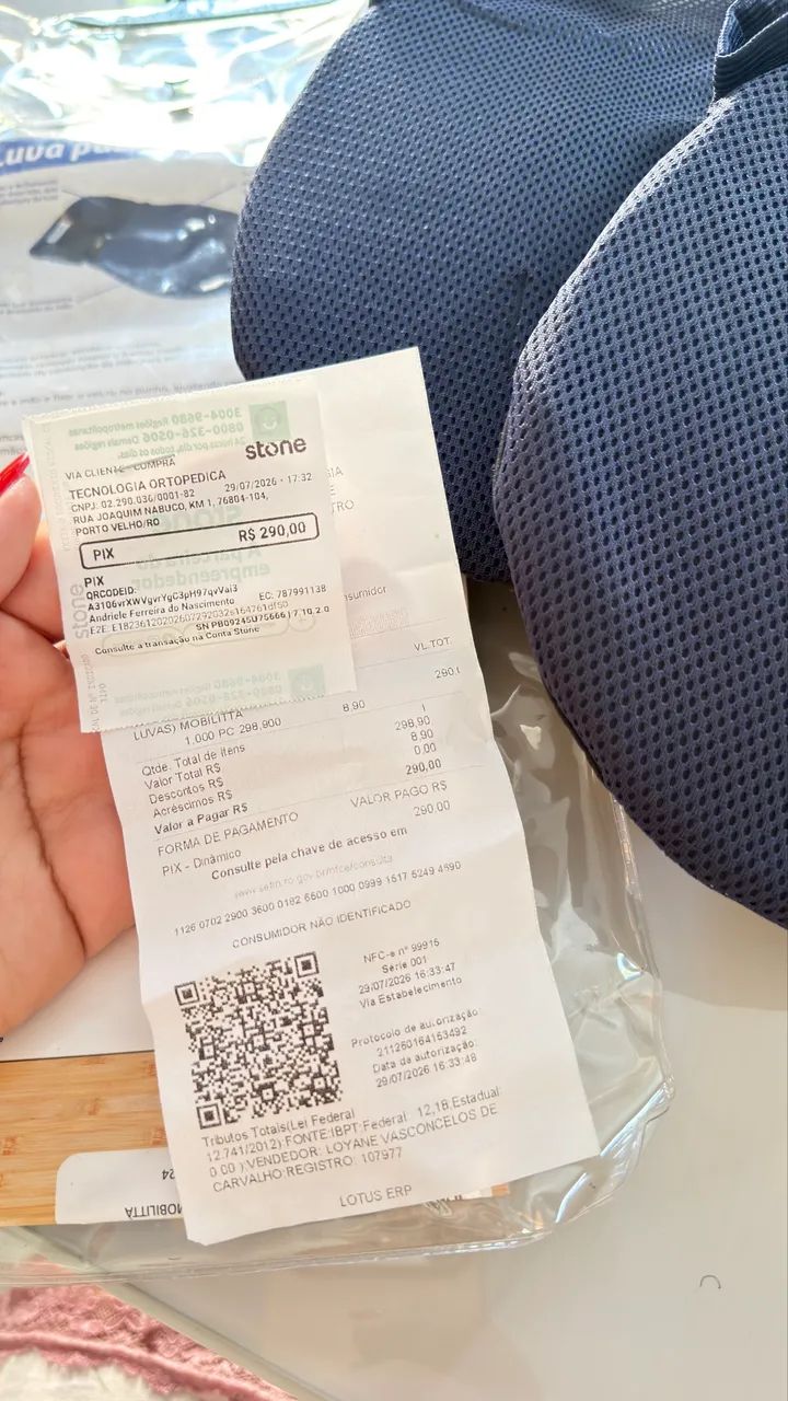 VENDO LUVA PARA CONTENÇÃO  - Foto 2
