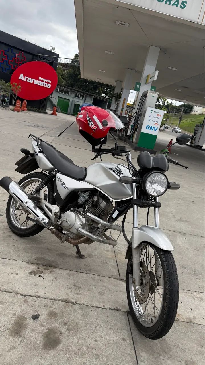 Titan 150 ESD impecável 