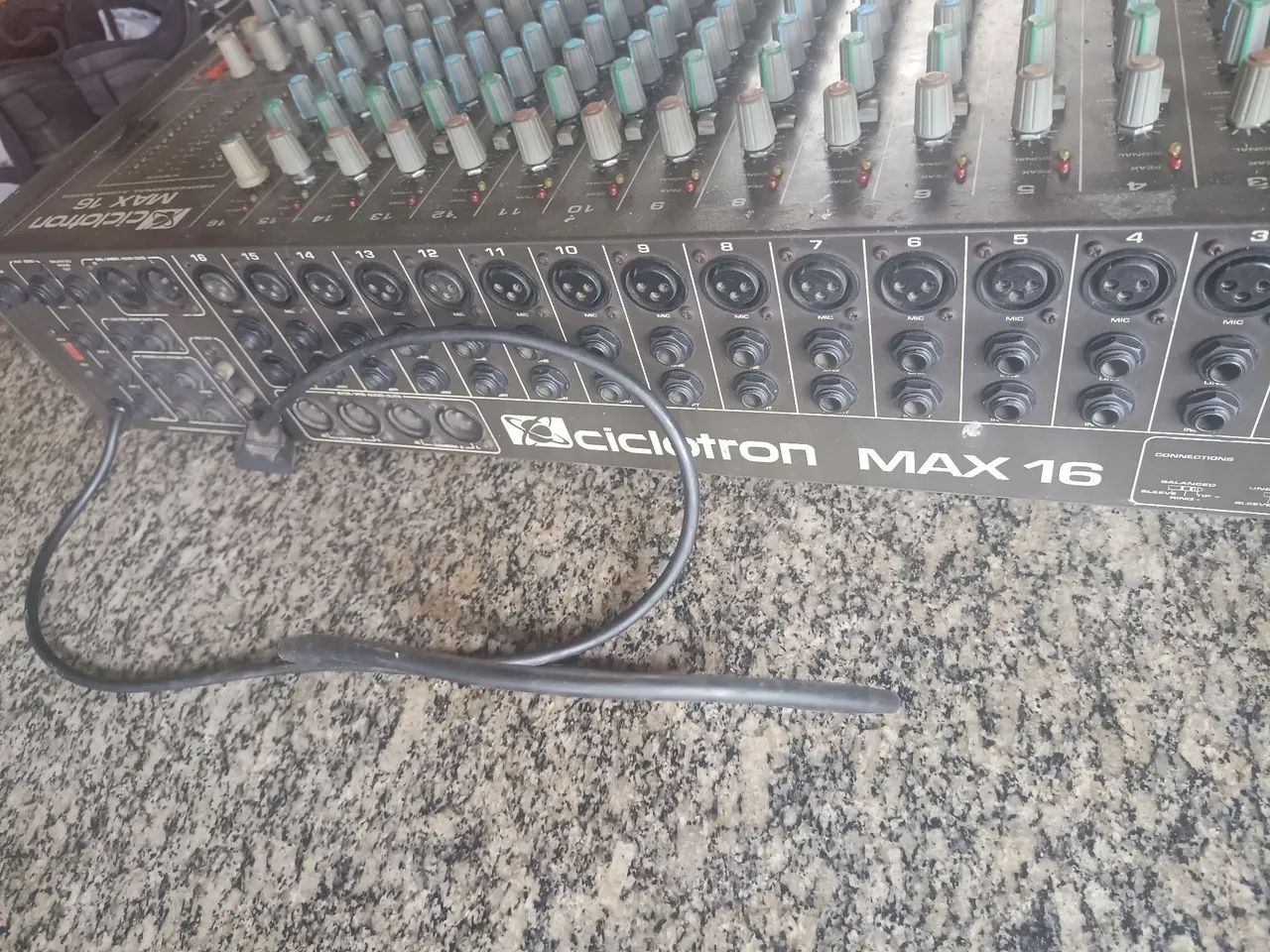 Mesa de som 