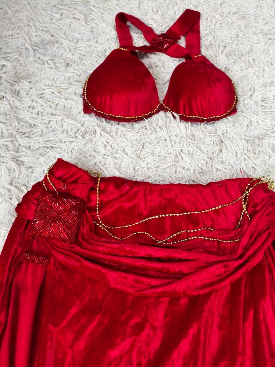 Traje de dança do ventre vermelho  - Foto 2